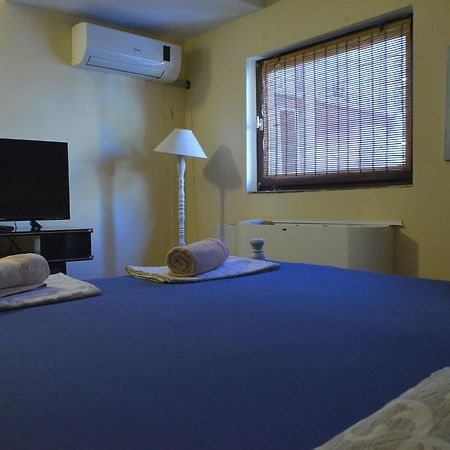 Hostel Bed N Beer ベオグラード エクステリア 写真
