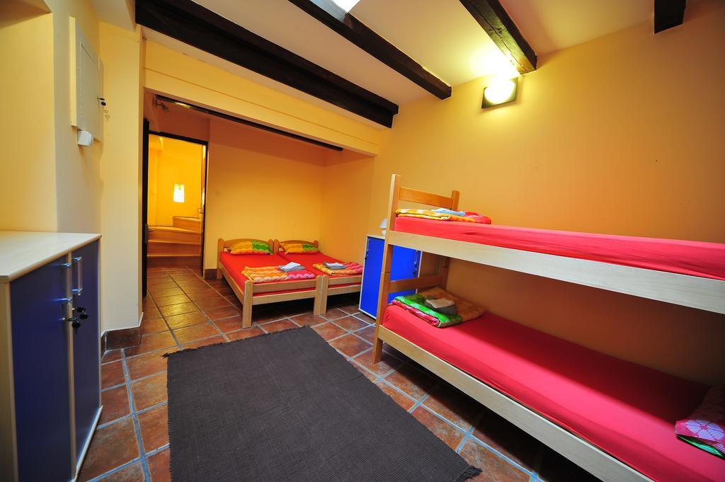 Hostel Bed N Beer ベオグラード 部屋 写真