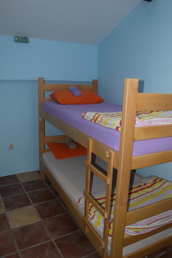 Hostel Bed N Beer ベオグラード エクステリア 写真